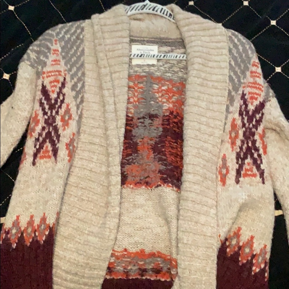 Abercrombie & Fitch knitted long sleeve sweater